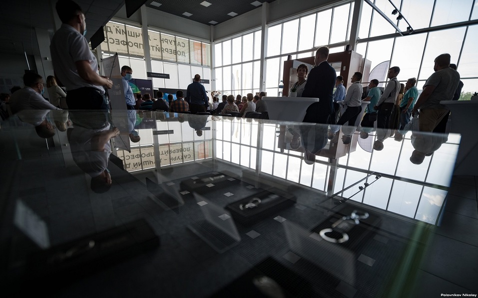 Для бизнеса и соцсферы: Челябинску представили коммерческий транспорт LADA 11 Для бизнеса и соцсферы: Челябинску представили коммерческий транспорт LADA 11