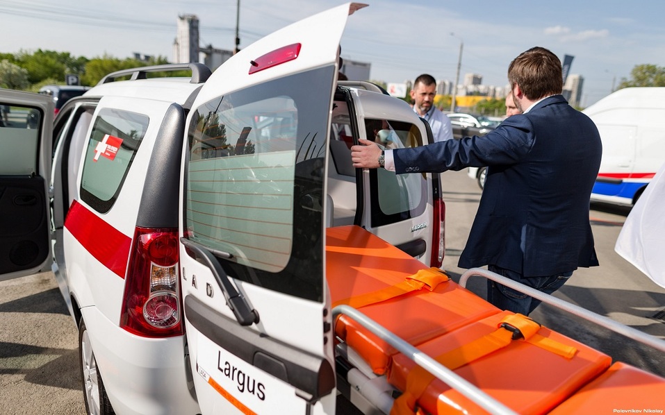 Для бизнеса и соцсферы: Челябинску представили коммерческий транспорт LADA 5 Для бизнеса и соцсферы: Челябинску представили коммерческий транспорт LADA 5