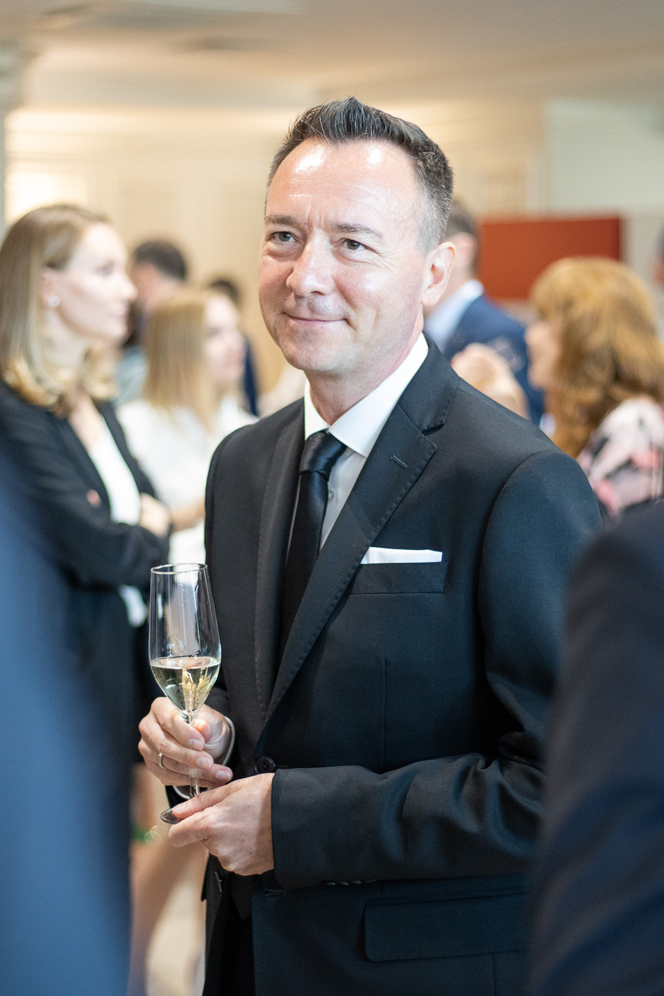 Лучшим предприятиям Урала вручили «Премию №1». Как это было. Фоторепортаж DК.RU 2 Лучшим предприятиям Урала вручили «Премию №1». Как это было. Фоторепортаж DК.RU 2