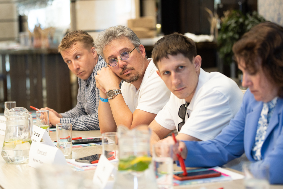 «Нельзя доставить эмоцию». Пострадавший от пандемии бизнес — о бесперспективности удаленки 15 «Нельзя доставить эмоцию». Пострадавший от пандемии бизнес — о бесперспективности удаленки 15