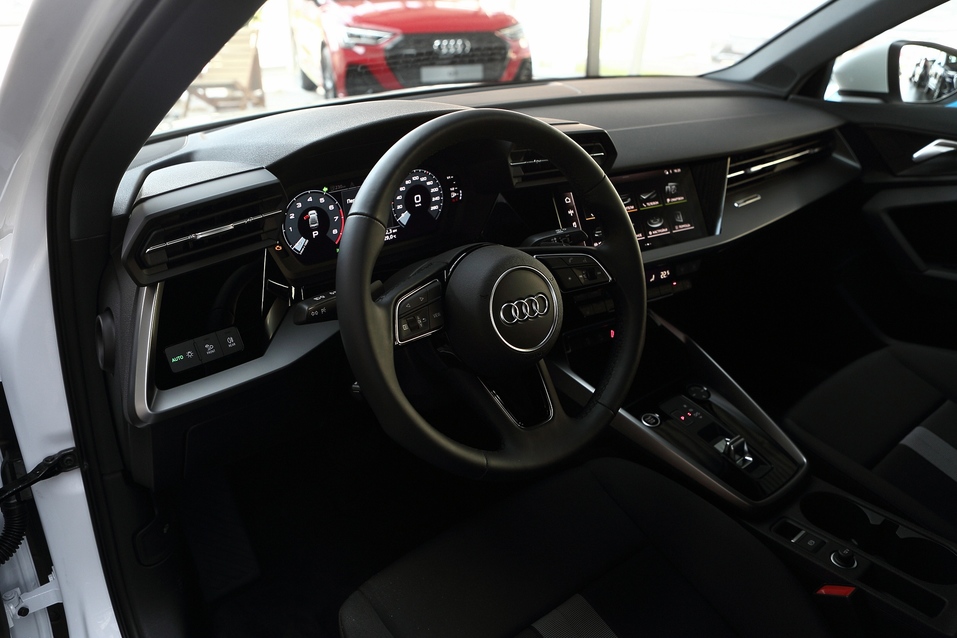 Новые Audi A3 Sedan и Audi A3 Sportback серии Joy, Cosmo и Fun: не А3цай, что эффектный! 1 Новые Audi A3 Sedan и Audi A3 Sportback серии Joy, Cosmo и Fun: не А3цай, что эффектный! 1