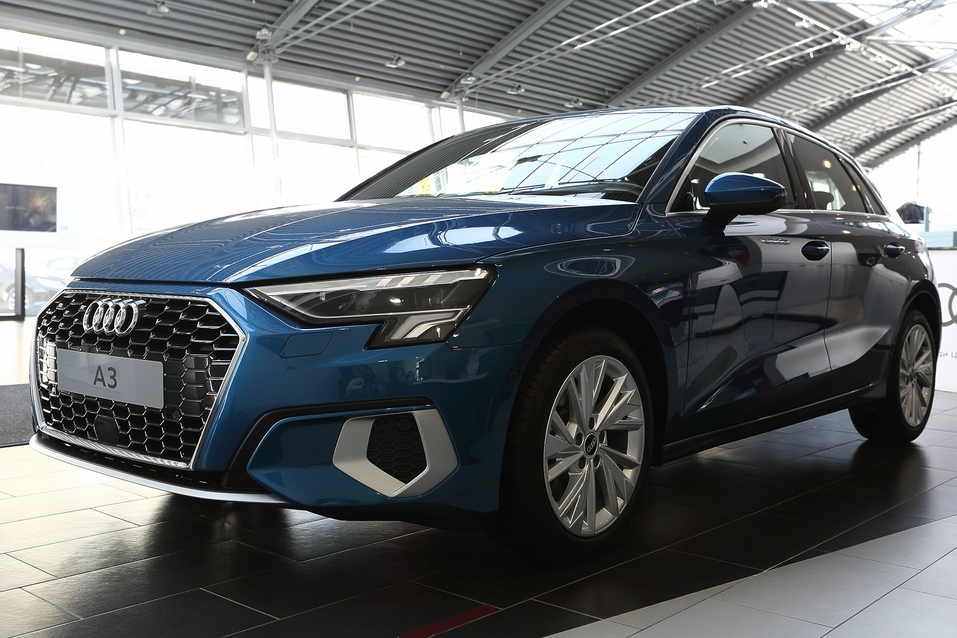 Новые Audi A3 Sedan и Audi A3 Sportback серии Joy, Cosmo и Fun: не А3цай, что эффектный! 2 Новые Audi A3 Sedan и Audi A3 Sportback серии Joy, Cosmo и Fun: не А3цай, что эффектный! 2