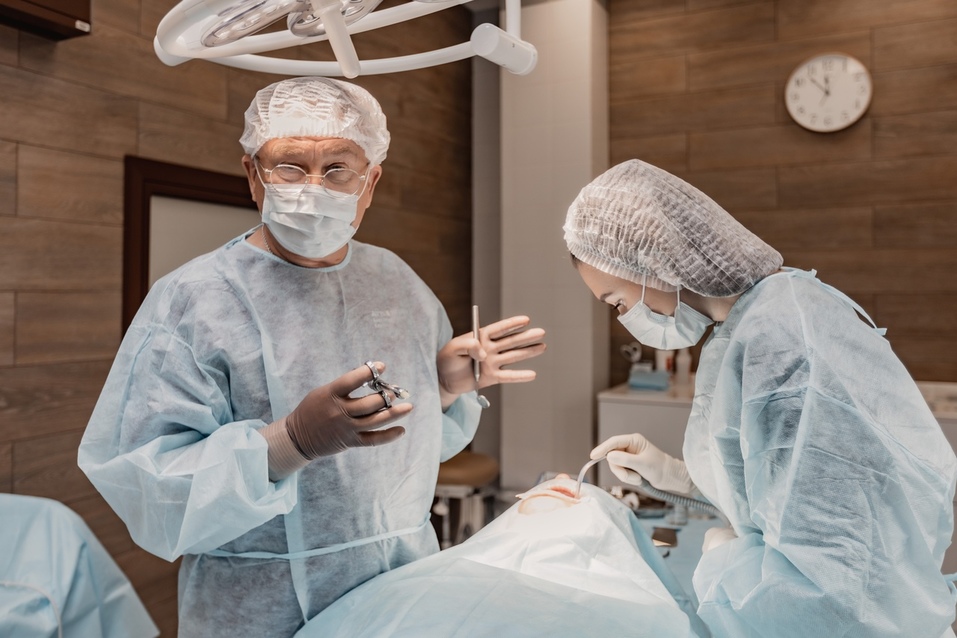 «Наши конкуренты — не врачи, а дорогие машины и Coca-Cola» 4 «Наши конкуренты — не врачи, а дорогие машины и Coca-Cola» 4