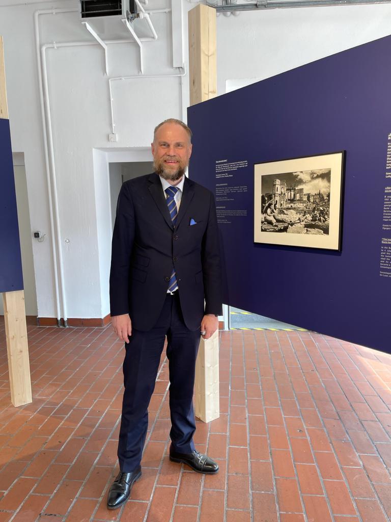 «Казалось, единственный шанс упущен. Помогла пандемия». Как фото войны покорили Германию 4 «Казалось, единственный шанс упущен. Помогла пандемия». Как фото войны покорили Германию 4