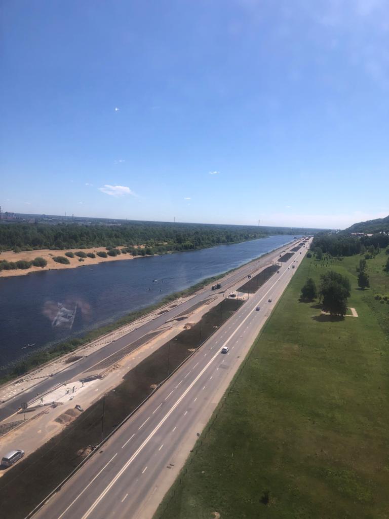 В Нижнем началось строительство аттракциона, против которого выступали летающие лыжники 1 В Нижнем началось строительство аттракциона, против которого выступали летающие лыжники 1