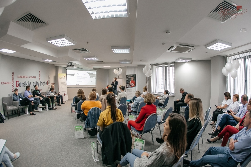 «Продажи: суть или видимость?»
Клубу Директоров 5 лет!
3 «Продажи: суть или видимость?»
Клубу Директоров 5 лет!
3