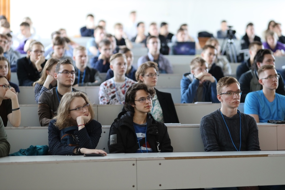 Николай Домуховский, УЦСБ: «Информация — это деньги. Ее утечка равна финансовым потерям» 1 Николай Домуховский, УЦСБ: «Информация — это деньги. Ее утечка равна финансовым потерям» 1