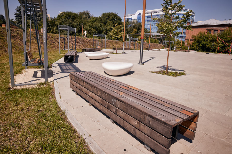 Площадь у ГЦСИ Площадь у ГЦСИ