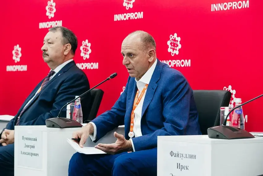 На ИННОПРОМе обсудили промышленную политику в строительстве и подписали соглашение 1 На ИННОПРОМе обсудили промышленную политику в строительстве и подписали соглашение 1