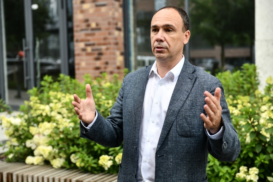 Михаил Ерофеев рассказывает о финансовой стороне проекта Михаил Ерофеев рассказывает о финансовой стороне проекта