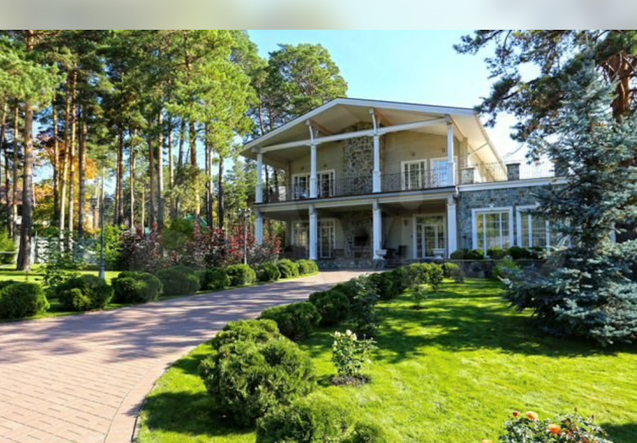 Что можно купить за границей вместо элитного загородного дома в Новосибирске 1 Что можно купить за границей вместо элитного загородного дома в Новосибирске 1