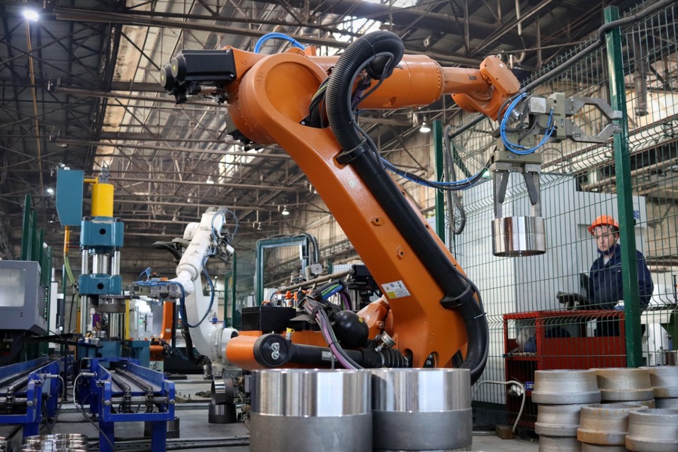Немецкие роботы на челябинском заводе. ЧКПЗ обновил производственные мощности 1