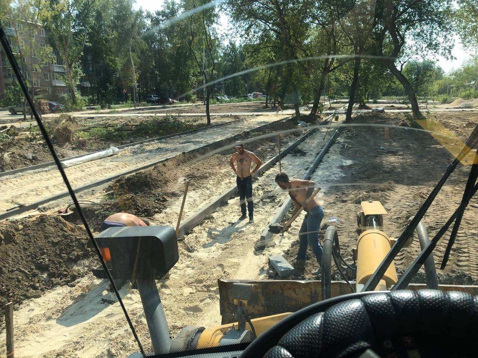 Подрядчик сорвал сроки благоустройства сквера «Красные Зори». Сквер Славы открыт вовремя 1 Подрядчик сорвал сроки благоустройства сквера «Красные Зори». Сквер Славы открыт вовремя 1