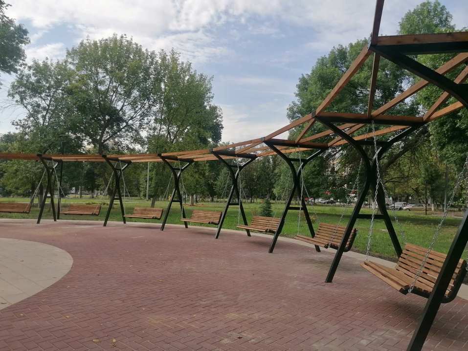 Подрядчик сорвал сроки благоустройства сквера «Красные Зори». Сквер Славы открыт вовремя 4 Подрядчик сорвал сроки благоустройства сквера «Красные Зори». Сквер Славы открыт вовремя 4