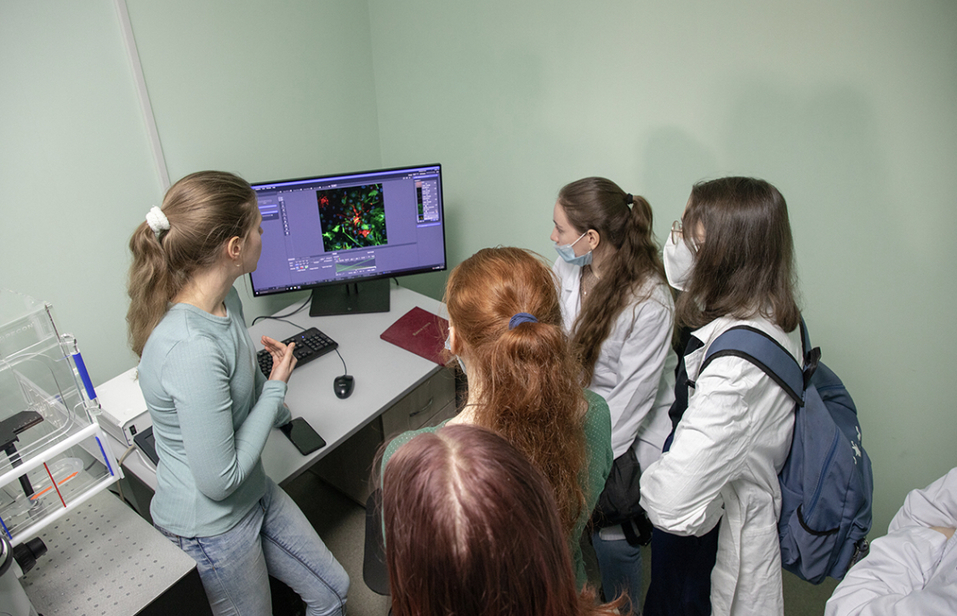 Директор СУНЦ Университета Лобачевского: «Многое в развитии человека определяет среда» 4 Директор СУНЦ Университета Лобачевского: «Многое в развитии человека определяет среда» 4