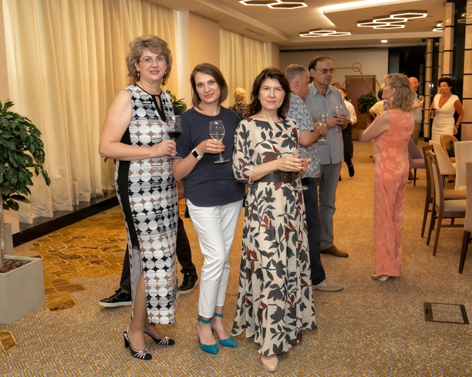 Зачем успешным женщинам «VIP-club»? 11 Зачем успешным женщинам «VIP-club»? 11