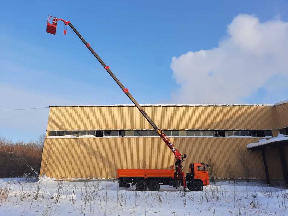 КМУ с подвесной кабиной КМУ с подвесной кабиной