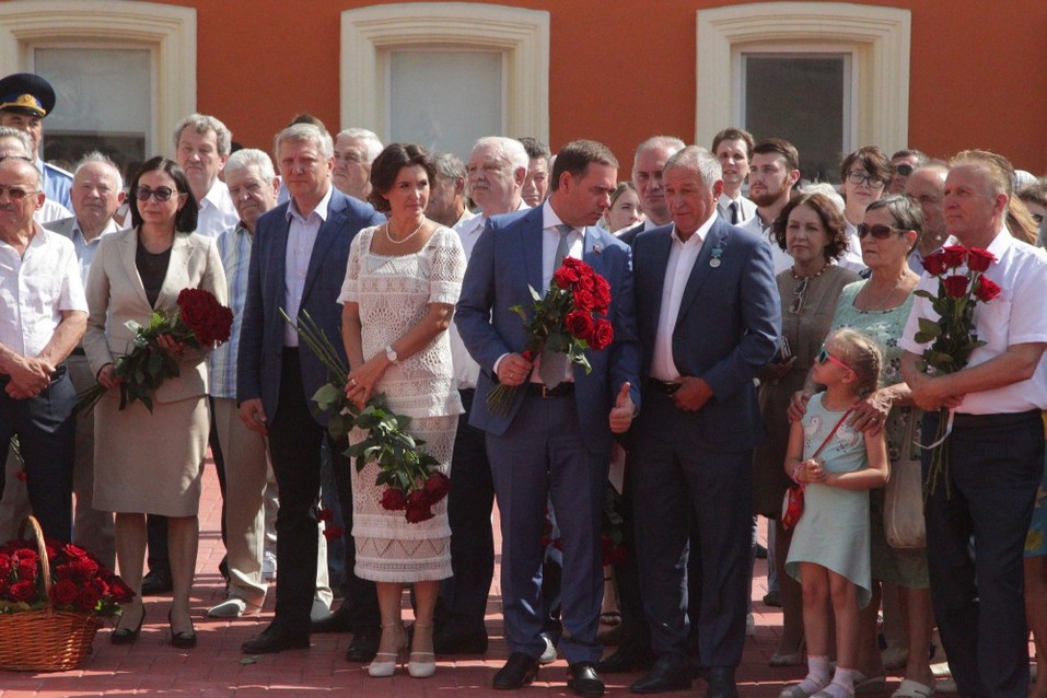 Константин Струков пожертвовал 4 млн рублей на памятник Петру Сумину в Челябинске 2 Константин Струков пожертвовал 4 млн рублей на памятник Петру Сумину в Челябинске 2