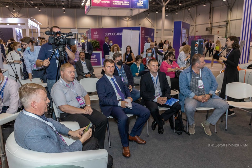 «Кладбище пилотов» vs город технологий. На Технопроме бурно обсудили развитие Новосибирска 19 «Кладбище пилотов» vs город технологий. На Технопроме бурно обсудили развитие Новосибирска 19