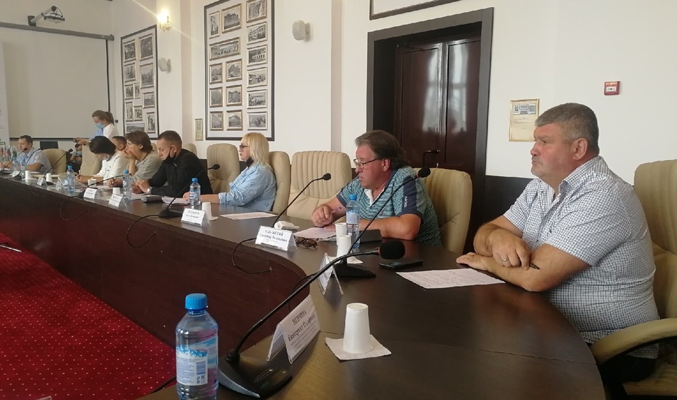 В Челябинске придумали, как избавиться от пьяных дебошей на Кировке без ущерба для бизнеса 2 В Челябинске придумали, как избавиться от пьяных дебошей на Кировке без ущерба для бизнеса 2