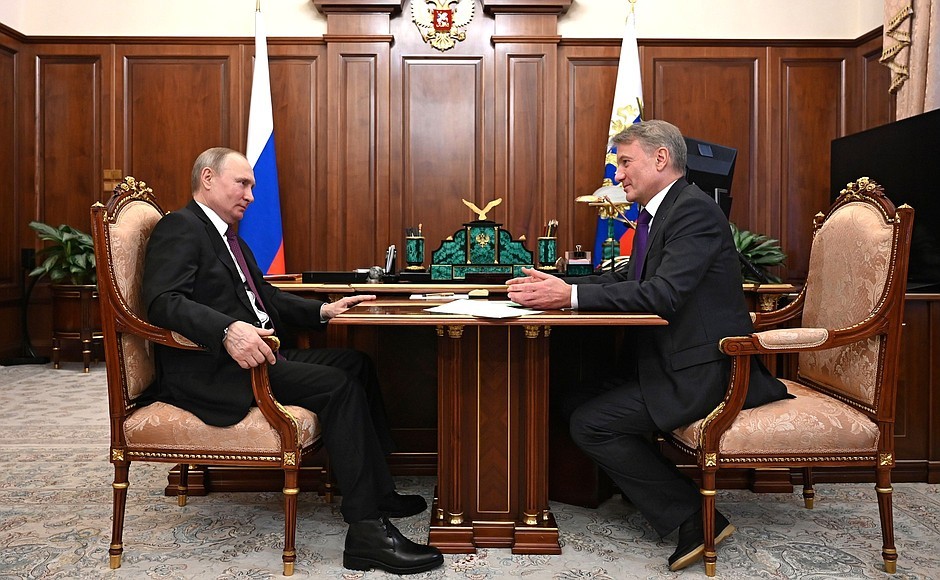 Склад от AliExpress, музей оружия от Нормана Фостера и ценовой прогноз от Германа Грефа 1 Склад от AliExpress, музей оружия от Нормана Фостера и ценовой прогноз от Германа Грефа 1