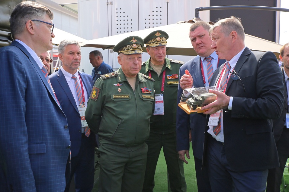 «Дипломированных специалистов много, а рабочих рук не хватает» — Павел Яковлев, АЗ «УРАЛ» 6 «Дипломированных специалистов много, а рабочих рук не хватает» — Павел Яковлев, АЗ «УРАЛ» 6