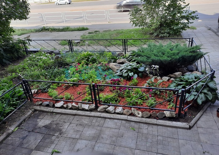 Мэрия Челябинска раздала награды за лучшие клумбы и общественные пространства 3 Мэрия Челябинска раздала награды за лучшие клумбы и общественные пространства 3