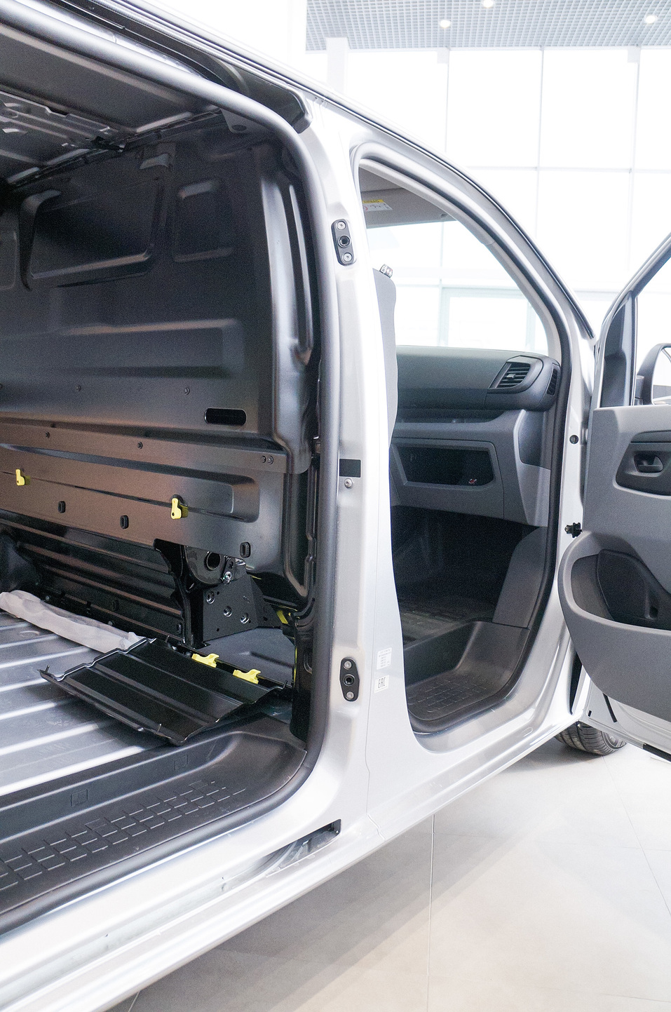 В Челябинске открываются дилерские центры Opel, Peugeot и Citroen 5 В Челябинске открываются дилерские центры Opel, Peugeot и Citroen 5