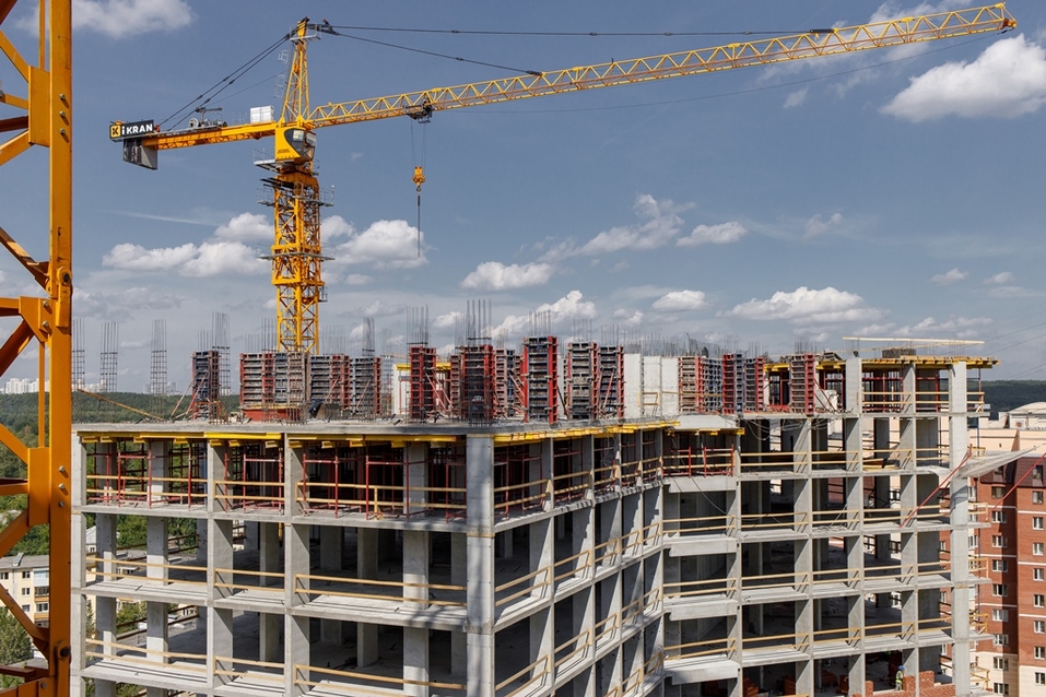 «Атлас» строит «Атлас» строит