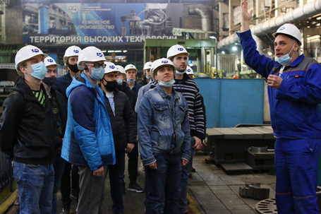 ЧКПЗ покажет студентам и школьникам самые перспективные подразделения предприятия 2 ЧКПЗ покажет студентам и школьникам самые перспективные подразделения предприятия 2