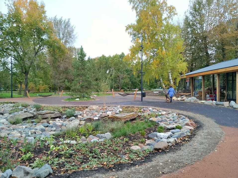 В Красноярске завершают благоустройство «Юдинского сада» 1 В Красноярске завершают благоустройство «Юдинского сада» 1