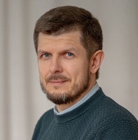 Уснул, врезался в мост — миллионы убытков. Как и зачем бороться с переработками водителей 1 Уснул, врезался в мост — миллионы убытков. Как и зачем бороться с переработками водителей 1