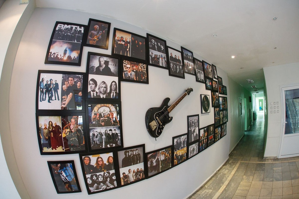 А вы видели в школах такие инсталляции? А вы видели в школах такие инсталляции?