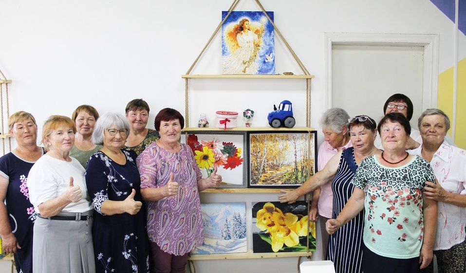 Райффайзенбанк ищет идеи просветительских проектов для пожилых людей
1 Райффайзенбанк ищет идеи просветительских проектов для пожилых людей
1