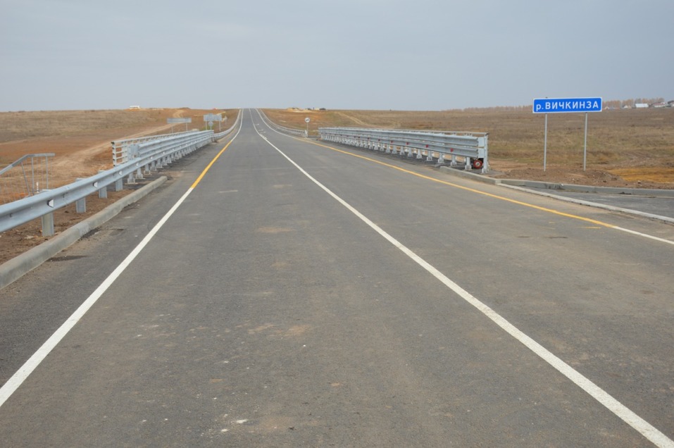 В Дивееве открыли объездную дорогу, чтобы вывезти из села транзитный транспорт 1 В Дивееве открыли объездную дорогу, чтобы вывезти из села транзитный транспорт 1