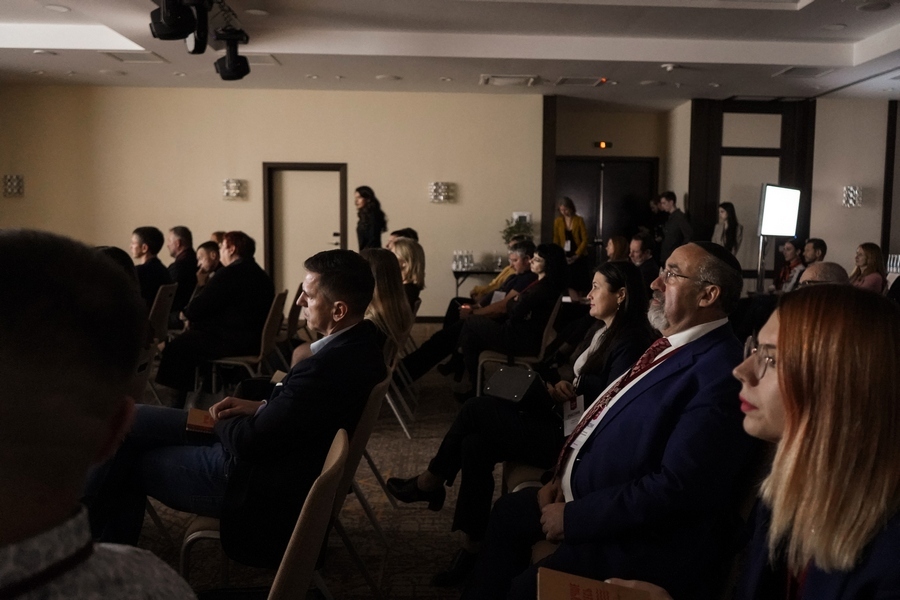 «Лучше Здесь» c Банком «Санкт-Петербург» теперь в Новосибирске 6 «Лучше Здесь» c Банком «Санкт-Петербург» теперь в Новосибирске 6