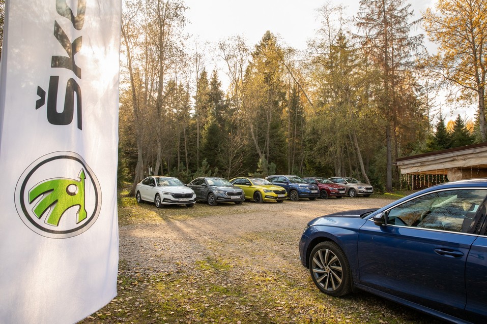 Два дня на пяти автомобилях, или Приключение с Бабушкой Шкодой
11 Два дня на пяти автомобилях, или Приключение с Бабушкой Шкодой
11