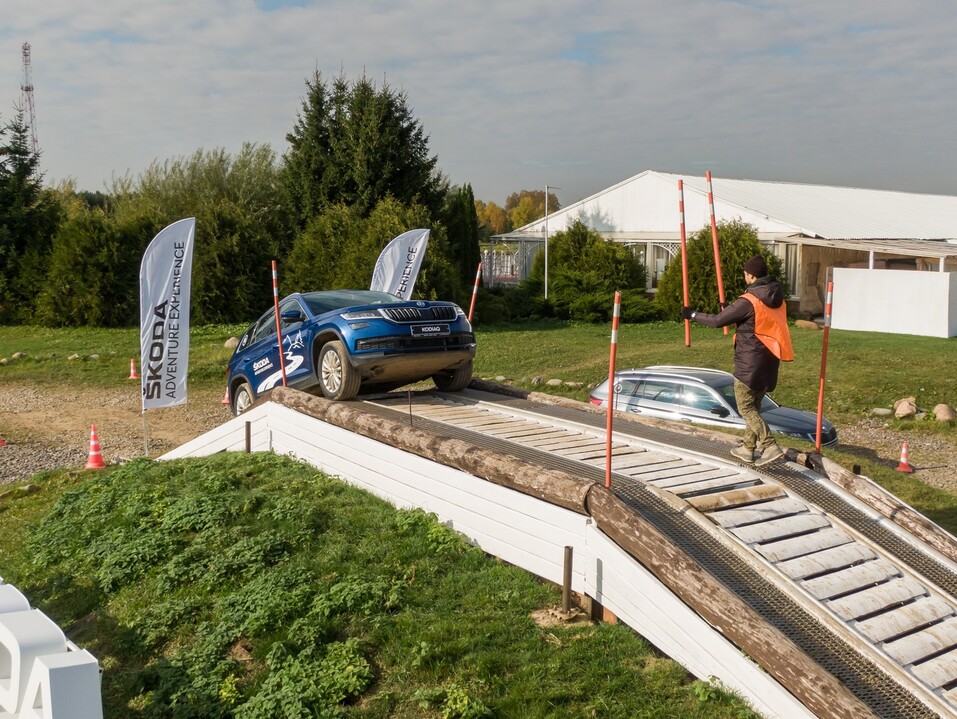 Два дня на пяти автомобилях, или Приключение с Бабушкой Шкодой
16 Два дня на пяти автомобилях, или Приключение с Бабушкой Шкодой
16