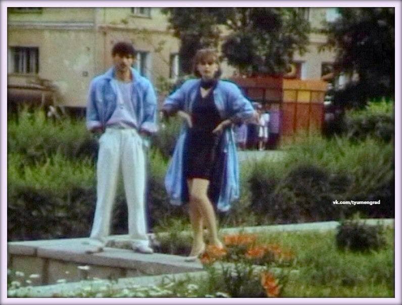 Одежду для показов предоставлял дом быта Одежду для показов предоставлял дом быта