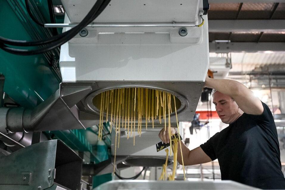 Как швейцарские часы: «Макфа» провела пробный пуск макаронной линии Buhler 2 Как швейцарские часы: «Макфа» провела пробный пуск макаронной линии Buhler 2