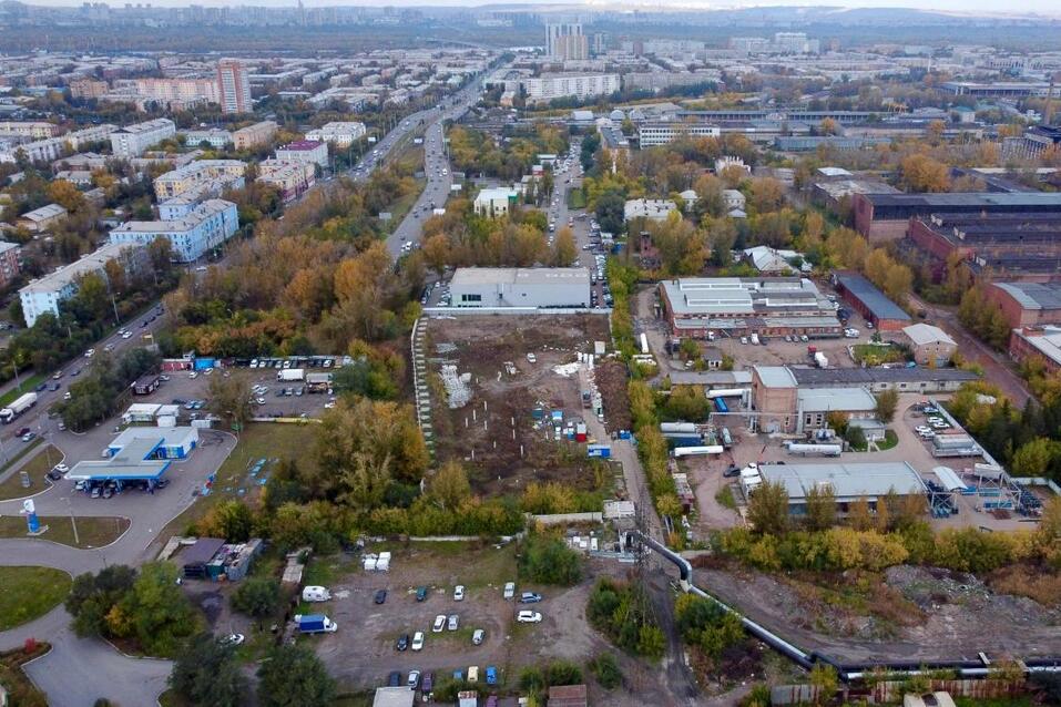 В Красноярске остановили стройку дома в опасном месте 1