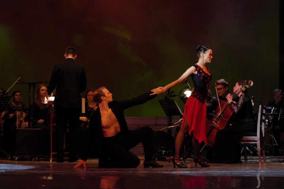 «Сквозь танго» на сцене Музыкального театра: Светлана Кольянова дала сольный концерт 1 «Сквозь танго» на сцене Музыкального театра: Светлана Кольянова дала сольный концерт 1