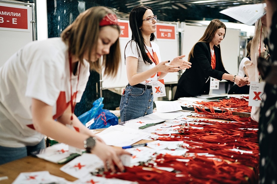 Почему на конференции TEDx стоит побывать лично хотя бы один раз? 1 Почему на конференции TEDx стоит побывать лично хотя бы один раз? 1