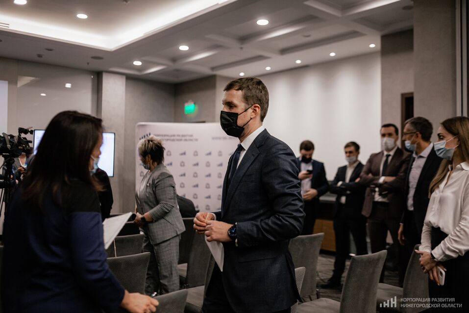 На связи с инвесторами — круглосуточно 3 На связи с инвесторами — круглосуточно 3