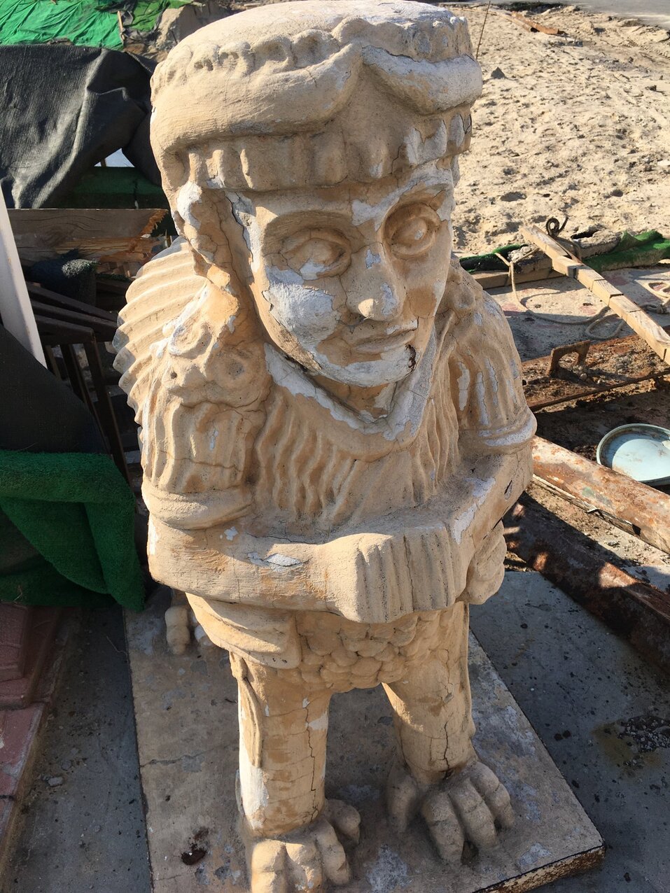 Территория «Урарту» оформлена в традиционном стиле Территория «Урарту» оформлена в традиционном стиле