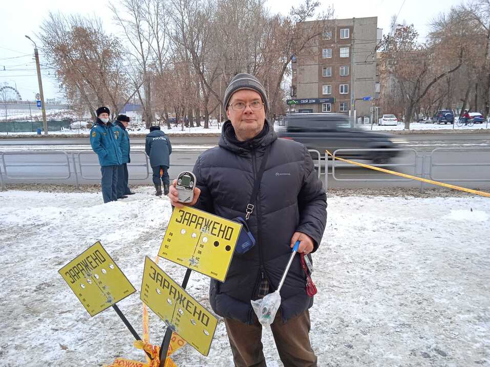 Иван Ургант пошутил про источник радиации в центре Челябинска 2 Иван Ургант пошутил про источник радиации в центре Челябинска 2