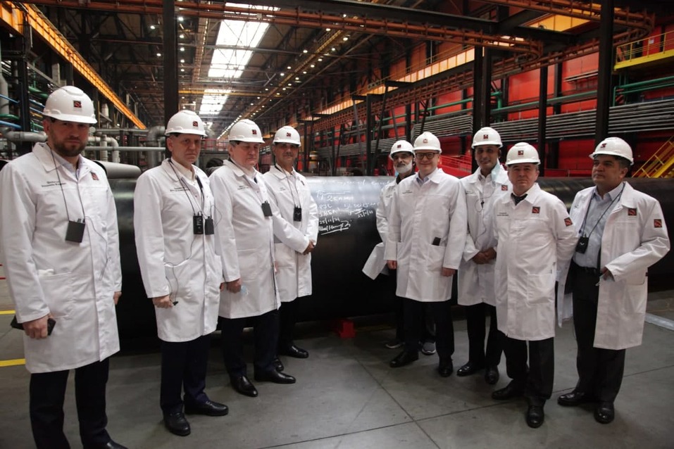 Пумпянский провел экскурсию по ЧТПЗ для главы Минэнерго России и пакистанского министра 2 Пумпянский провел экскурсию по ЧТПЗ для главы Минэнерго России и пакистанского министра 2