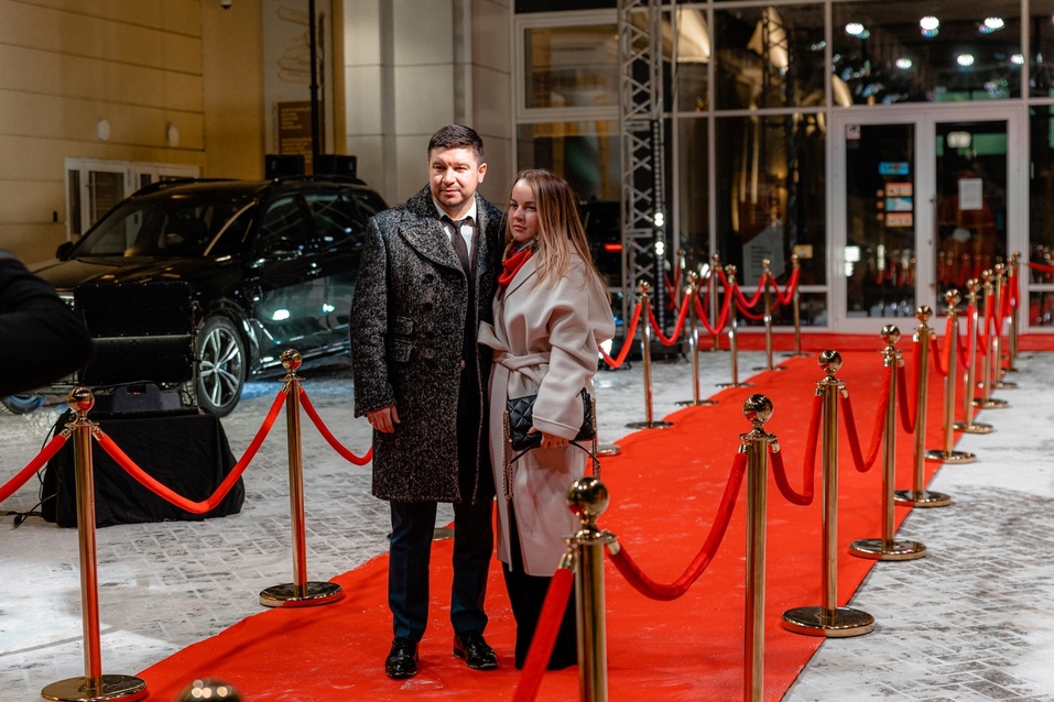 «Вместе нам все под силу, победим и пандемию». Как вручали премию «Человек года — 20/21» 2 «Вместе нам все под силу, победим и пандемию». Как вручали премию «Человек года — 20/21» 2