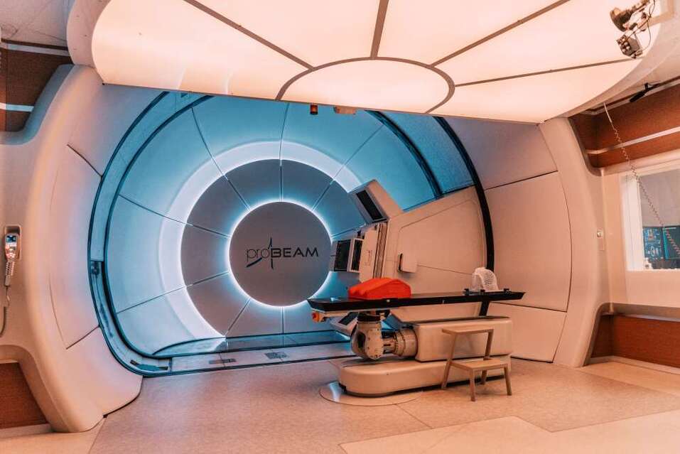 Жители регионов, как крепостные, привязаны к своим больницам. Но лечиться можно в столицах 4 Жители регионов, как крепостные, привязаны к своим больницам. Но лечиться можно в столицах 4