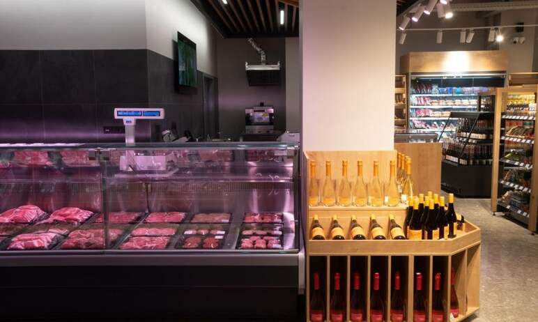 «Ариант» открывает в Челябинске гастропространство для любителей вина и мяса 1 «Ариант» открывает в Челябинске гастропространство для любителей вина и мяса 1